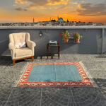 Vintage Kilim Rug - 4.07x5.51 ft