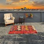 Vintage Kilim Rug - 3.61x5.41 ft