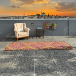 Vintage Kilim Rug - 3.05x9.42 ft