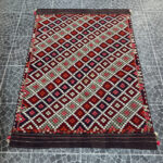 Vintage Kilim Rug – 5.97x7.87 ft - Image 2