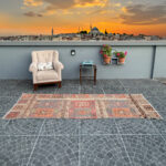 Vintage Kilim Rug – 3.08x9.05 ft