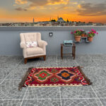 Vintage Handwoven Mersin Kilim  Scorpion Motif 2.89x4.26 ft