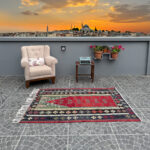 Vintage Konya Kilim Handwoven Mihrab Design Handmade Obruk Carpet 3.94 ft x 5.77 ft